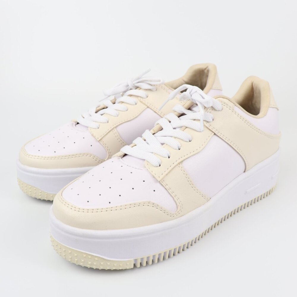 Everglades Slam Sneakers Lace-Up Nude and White Sneakers Faux Leather